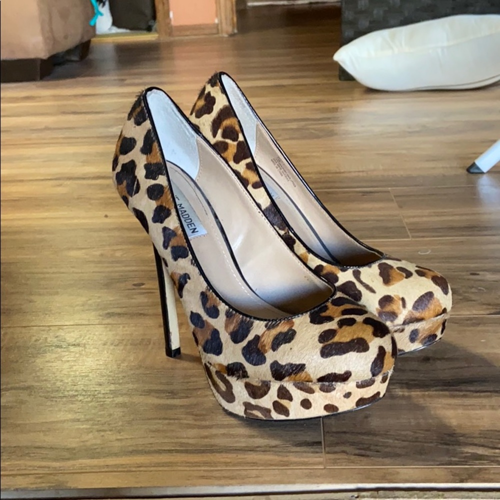 Steve Madden leopard heels